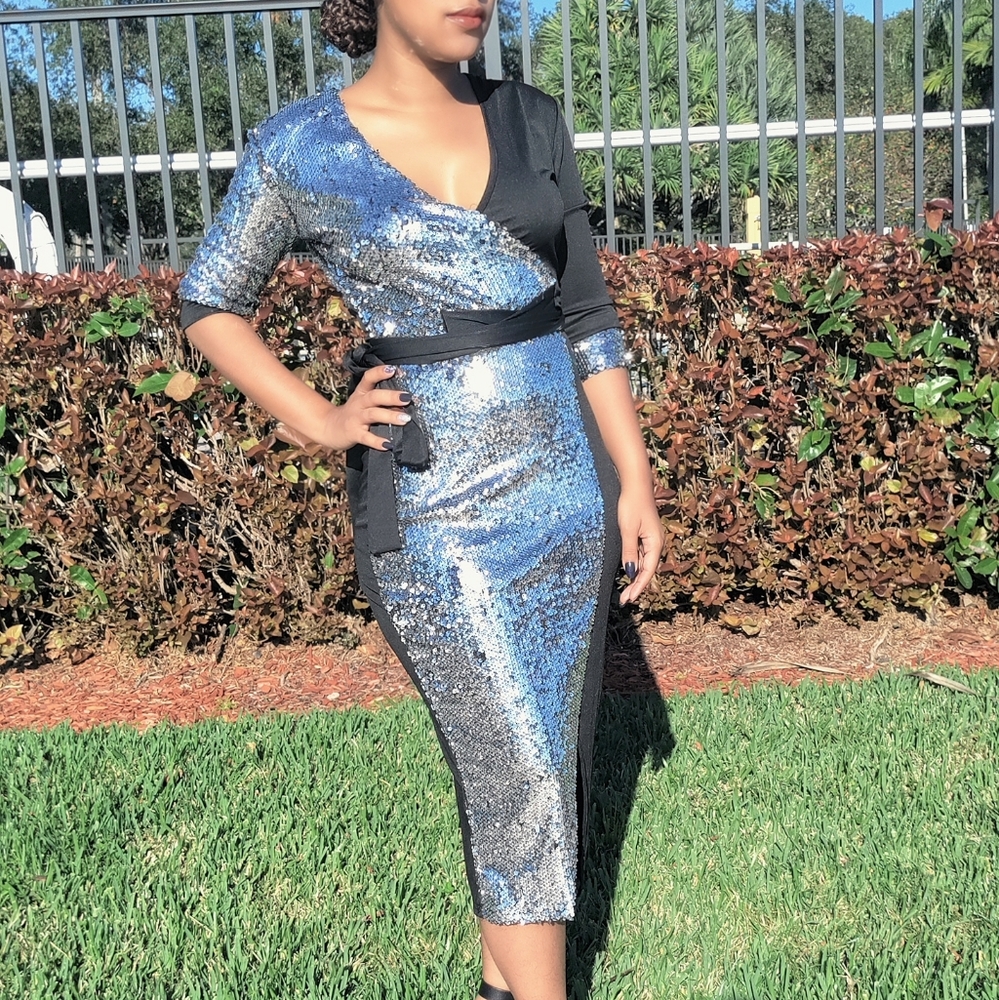 Sequin silver and black cotton wrap midi length dress size small